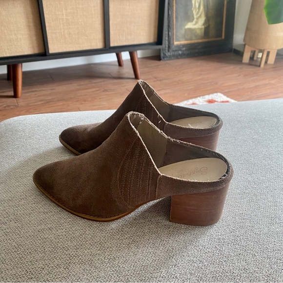 Taupe Suede Mules | Seychelles - Picture 2 of 7